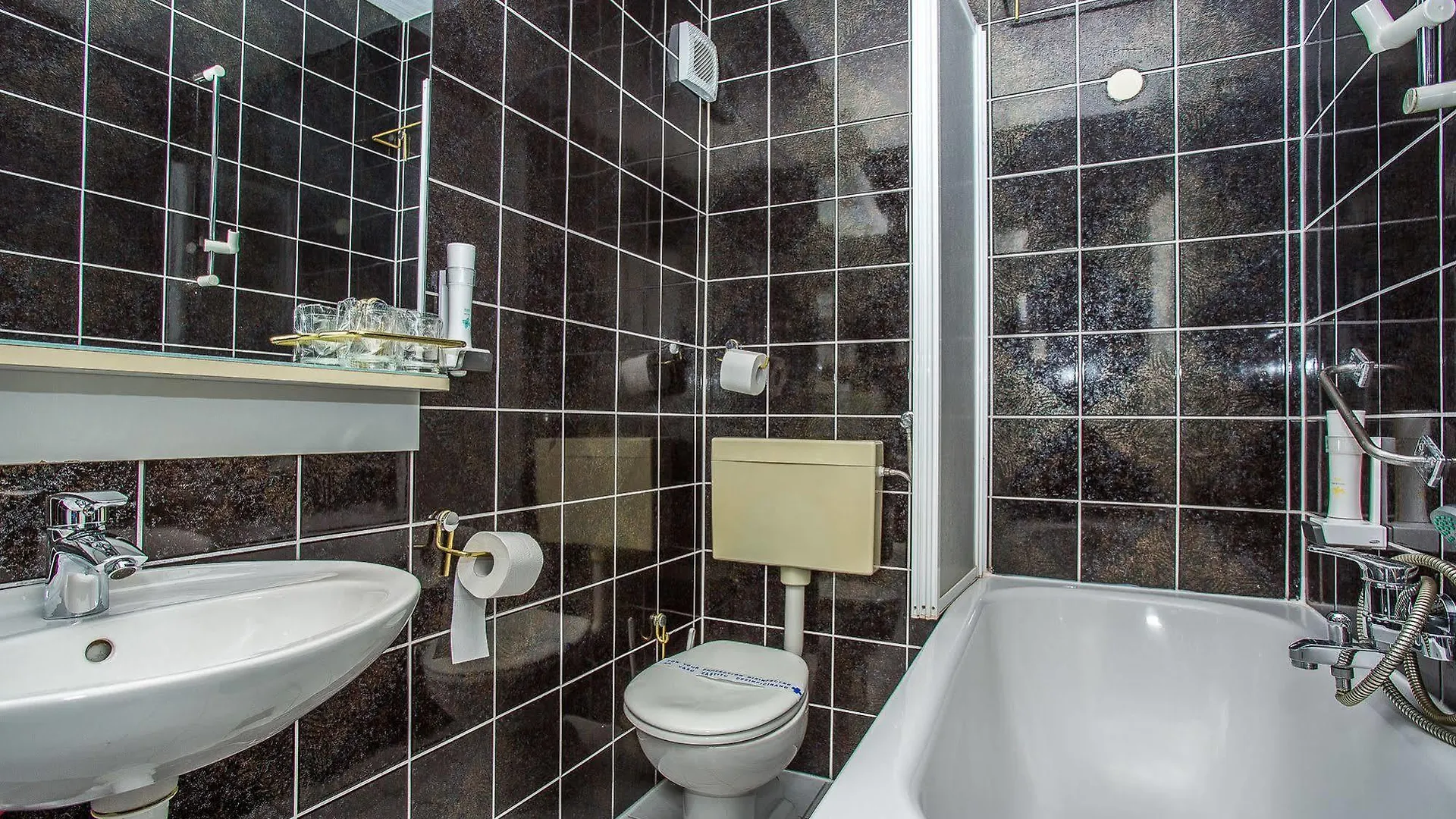 Hotel Bavaria Trogir Donji Seget