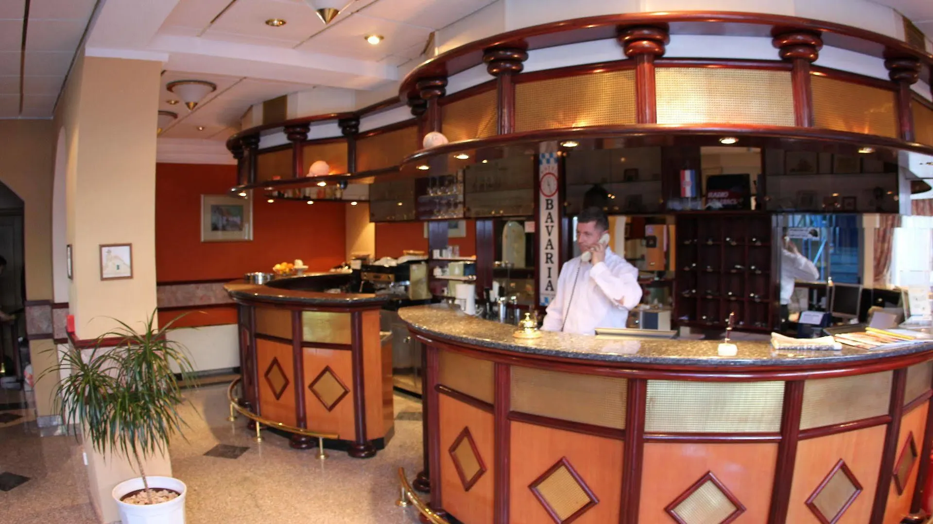 Hotel Bavaria Trogir Donji Seget
