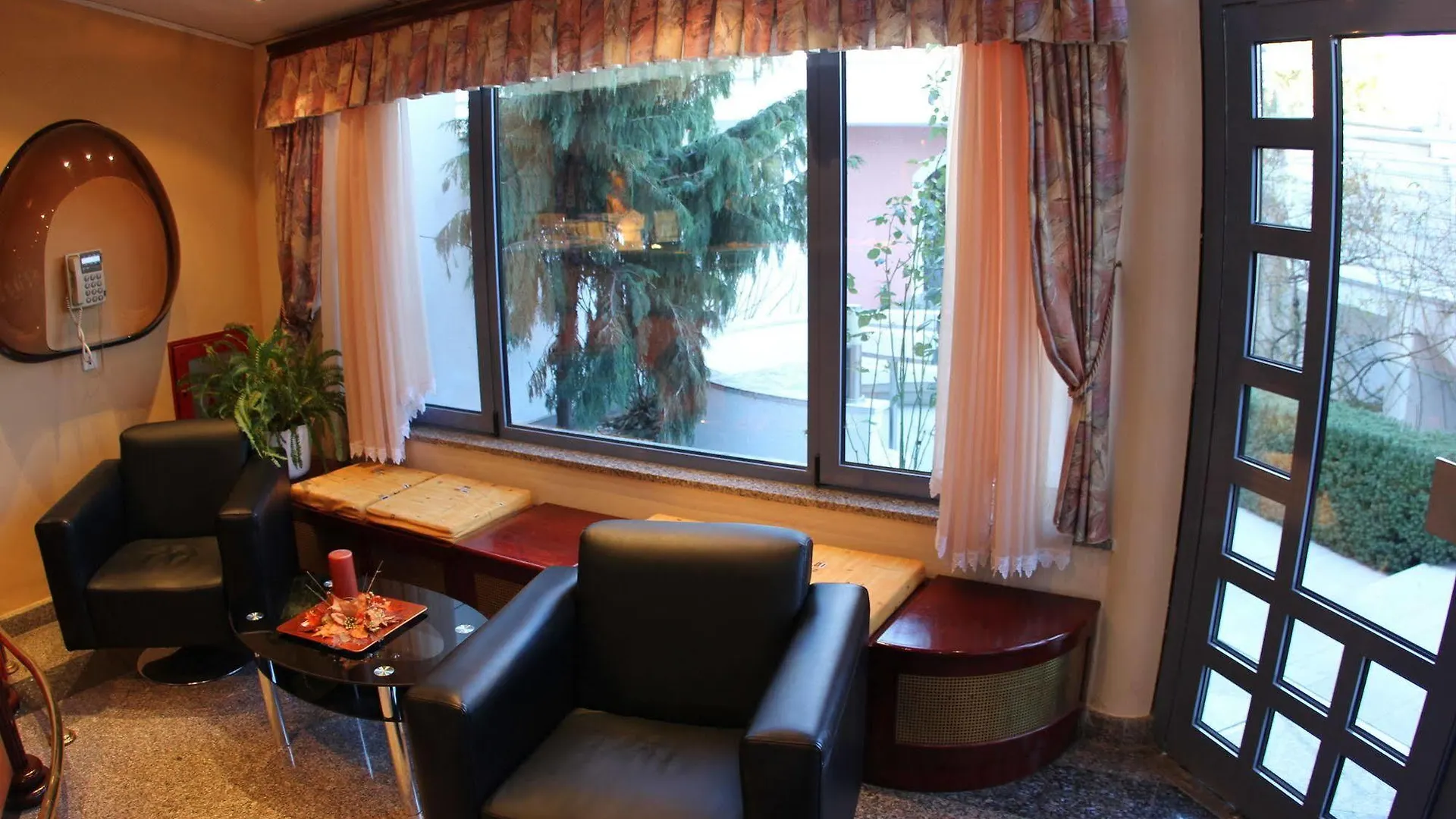 Hotel Bavaria Trogir Donji Seget 3*,  Croacia